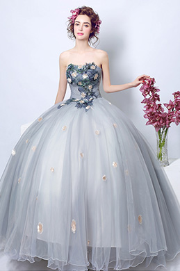 Серое вечернее платье с короткими рукавами