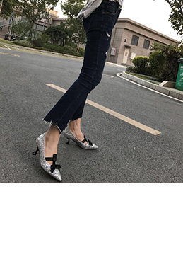 Women Sequins Toe Closed Mid Heels Shoes
