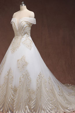 Elegant Off Shoulder Lace Wedding Dress Plus Size Dress