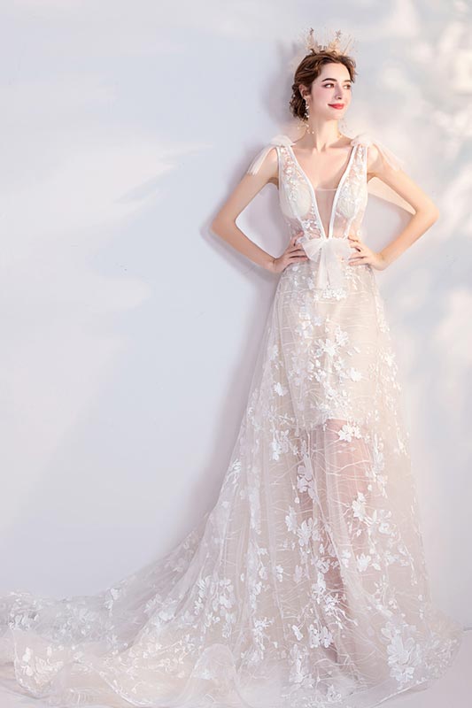 Sexy Deep V-Cut Lace Tulle Long Wedding Bridal Dress